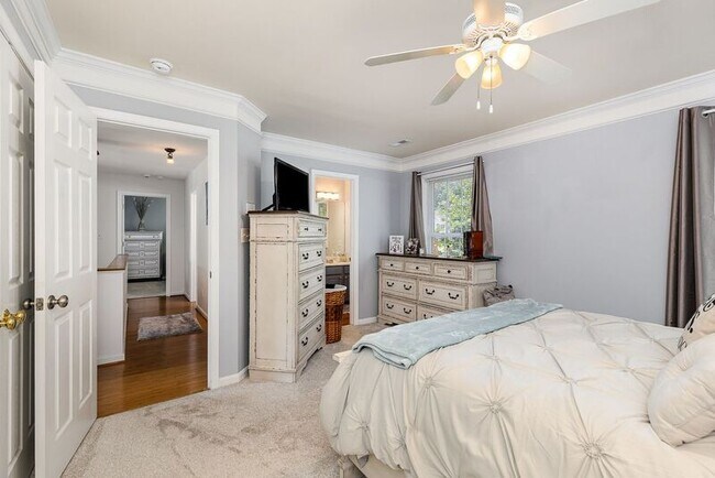 Building Photo - 11814 Gardenia Dr