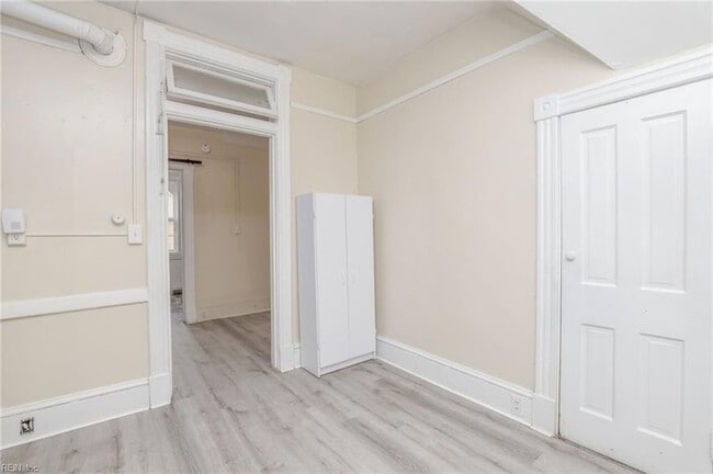 Building Photo - 146 Florida Ave