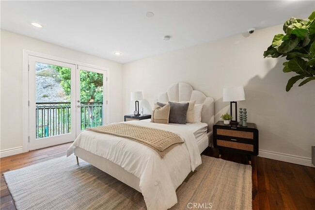 Building Photo - 9767 Blantyre Dr