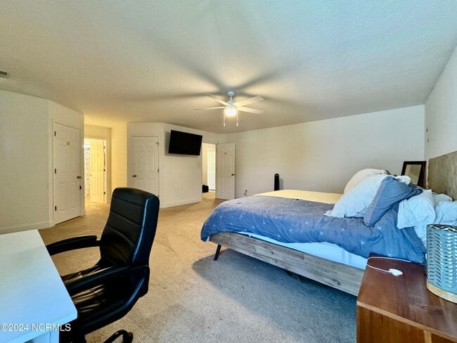 Building Photo - 3112 Catarina Ln