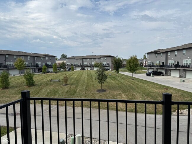 Building Photo - 912 Yorkshire Ln