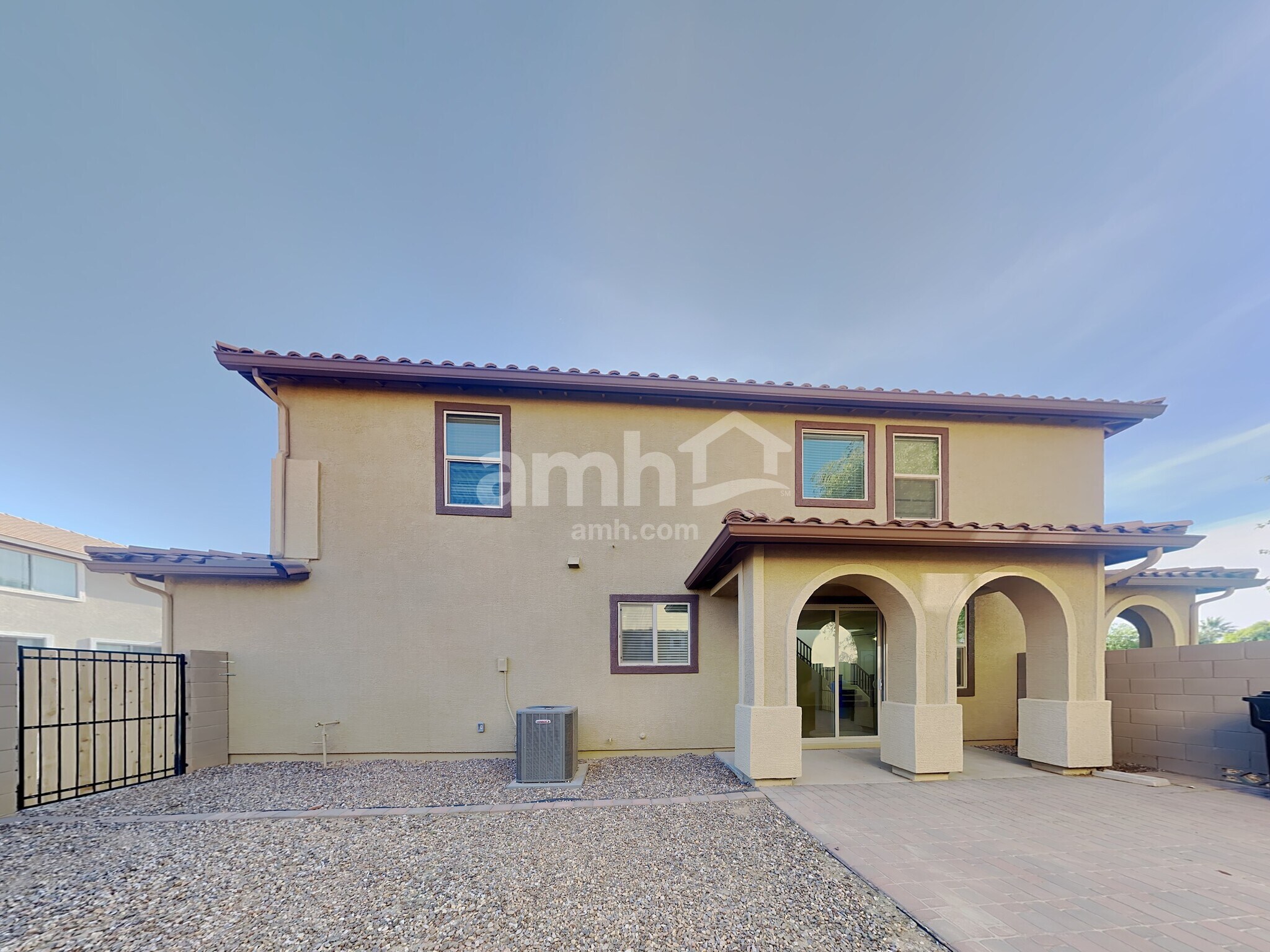 Building Photo - 2865 S Hansen Dr