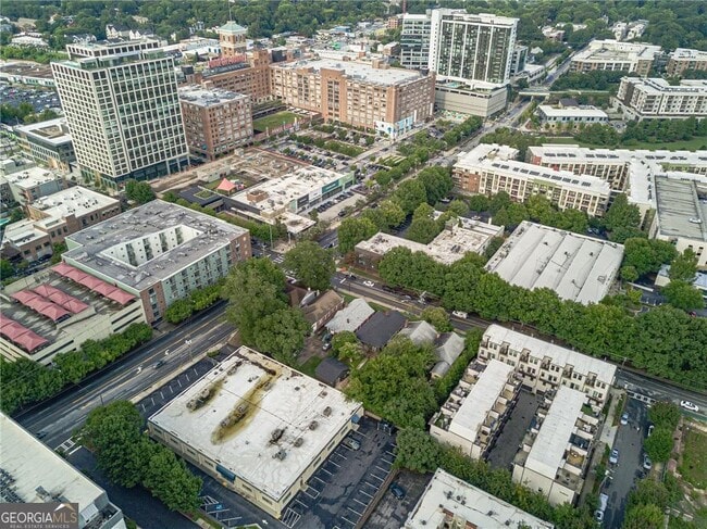 Building Photo - 574 Boulevard Pl NE