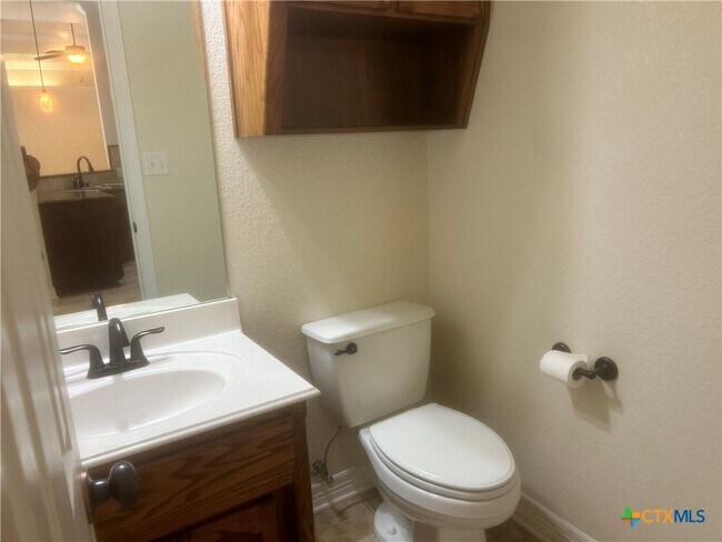 Building Photo - 2429 Nickelback Dr