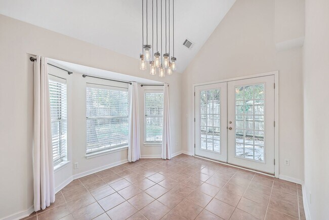 Building Photo - West Point Home - Minutes from IOP!