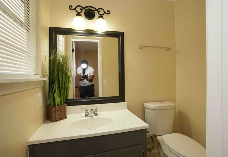 Building Photo - 6514 Lago Cir