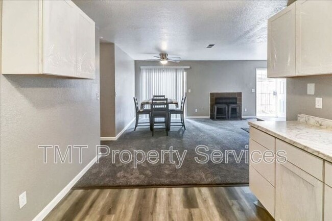 Building Photo - 2836 Fox Creek Ct