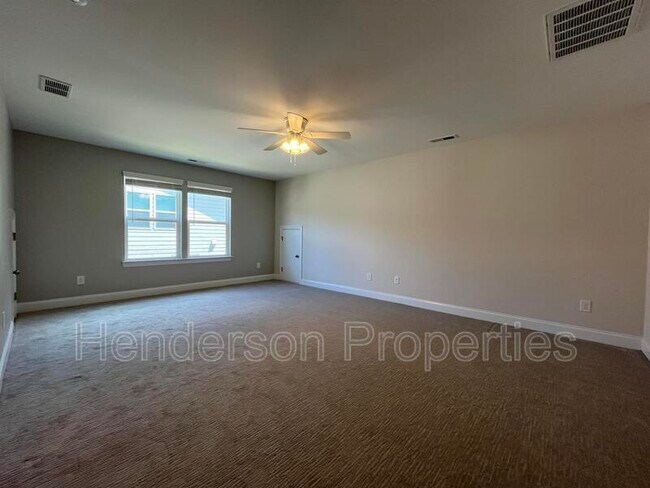 Building Photo - 17027 Challory Gln Wy
