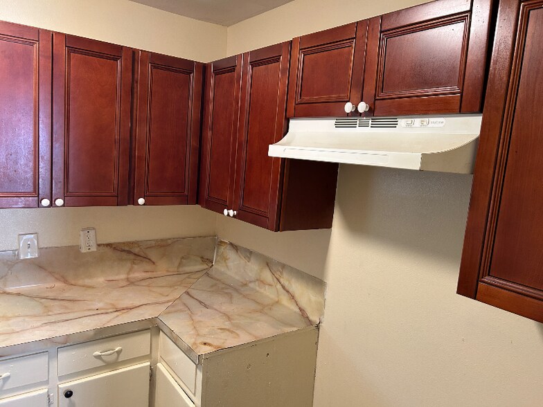 Building Photo - 2201 Fairchild St