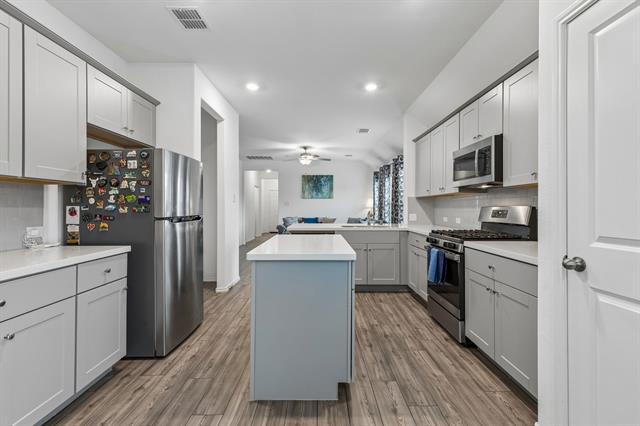 Building Photo - 4001 Fairmont Ln