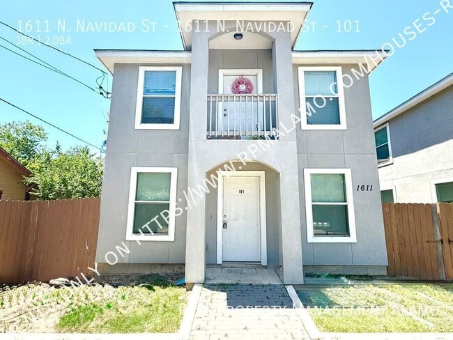 Primary Photo - 1611 N Navidad St