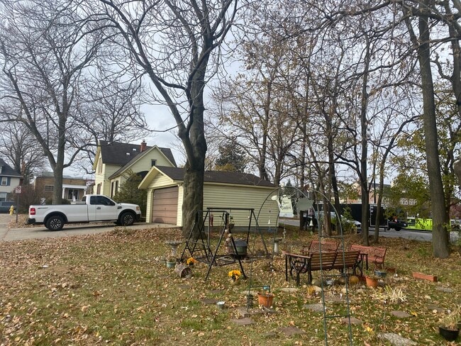 Building Photo - 1175 Mason St