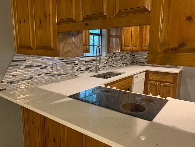 Building Photo - 649 Fire Light Dr