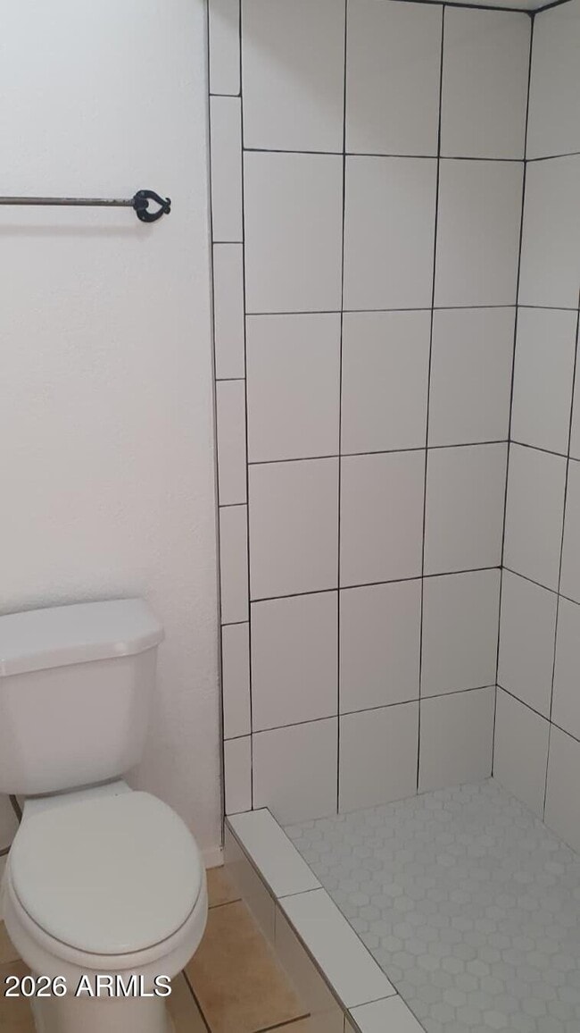 Building Photo - 240 S Doran