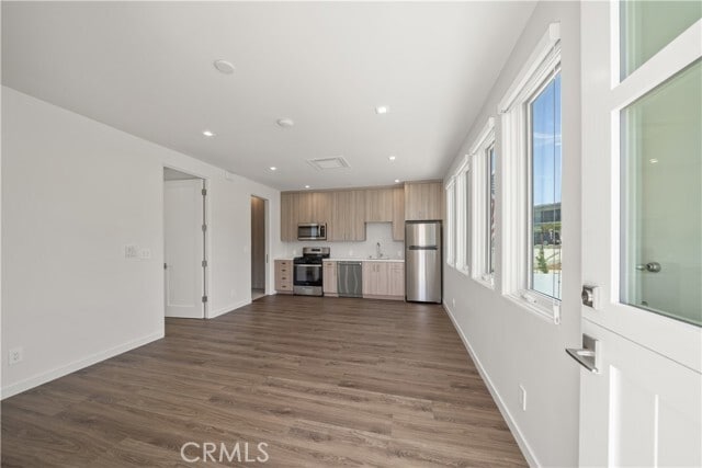 Building Photo - 101 Vía Colusa