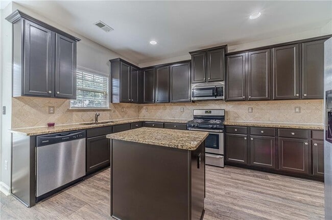 Building Photo - 508 Arbor Trail
