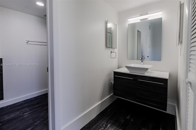 Building Photo - 3920 NE 168th St