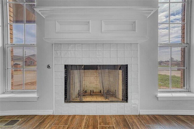 Building Photo - 2805 Shiloh Ln