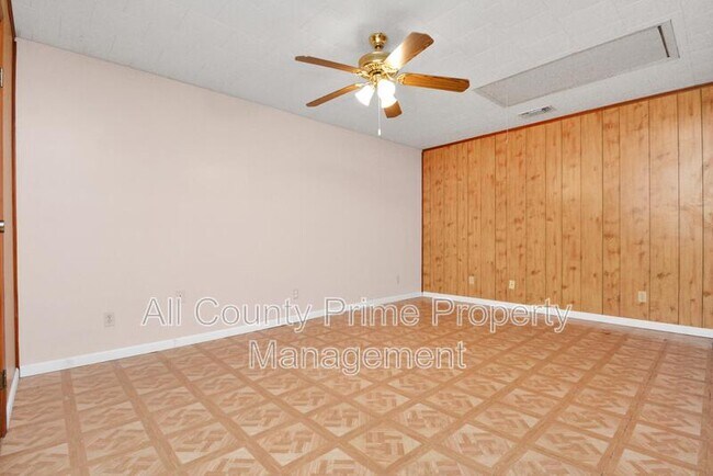 Building Photo - 19214 Cypress River Dr