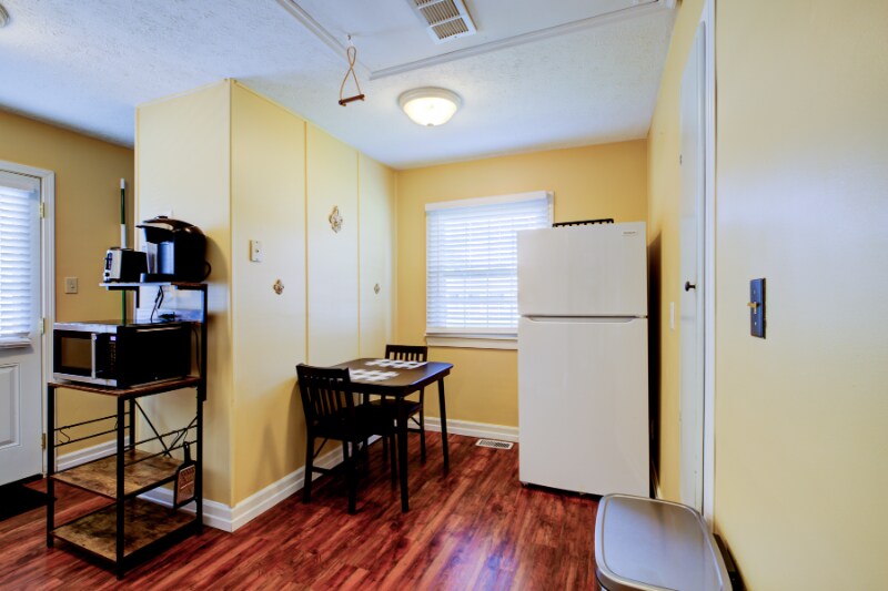 Building Photo - 2618 Merhoff St