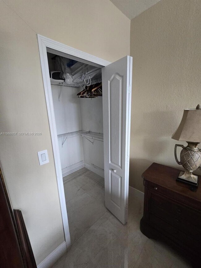 Building Photo - 14978 SW 12th Ln