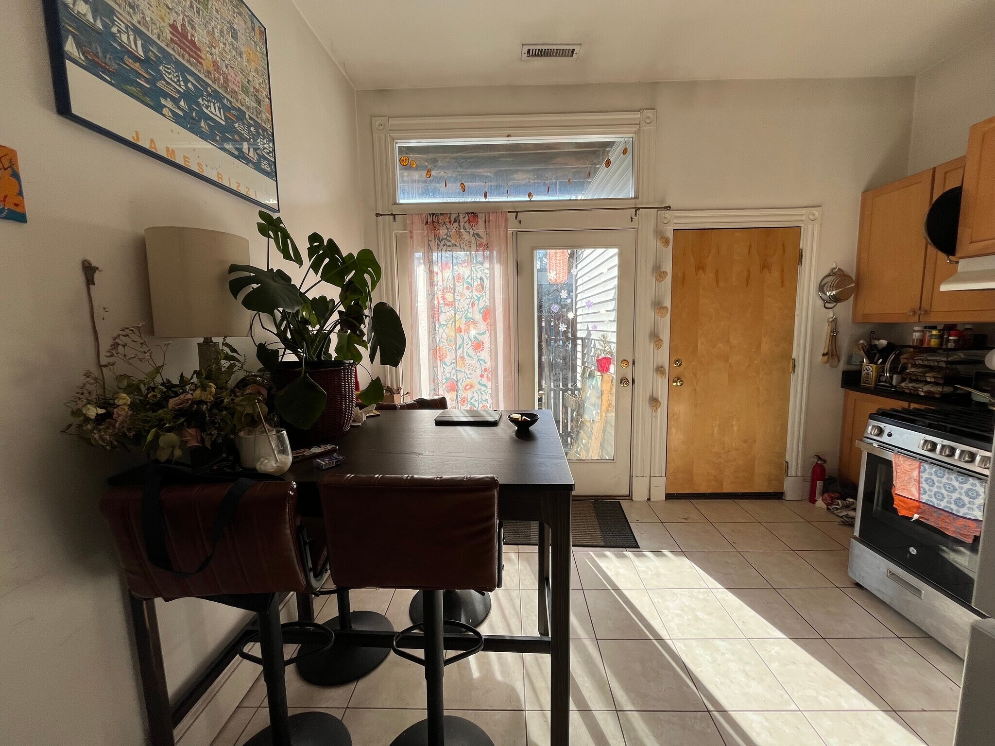 Building Photo - 1548 Tremont St