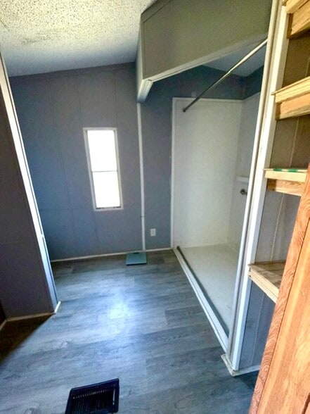 Building Photo - 310 Sunny Acres Rd