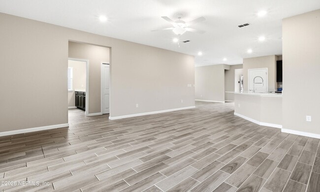 Building Photo - 2730 White Cedar Ln