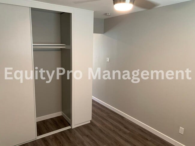 Building Photo - 7041 Pickering Ave