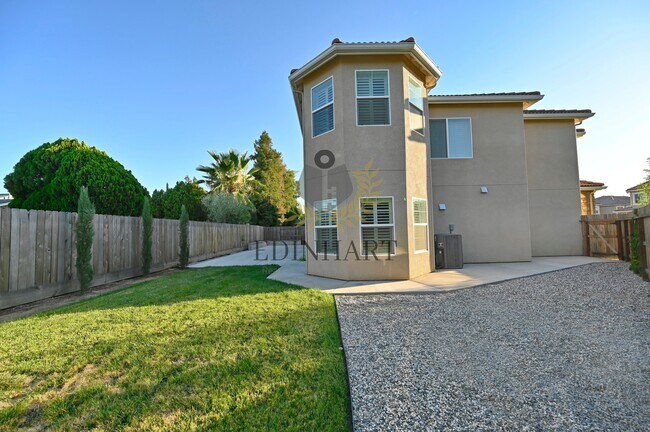 Building Photo - 4410 Langden Dr
