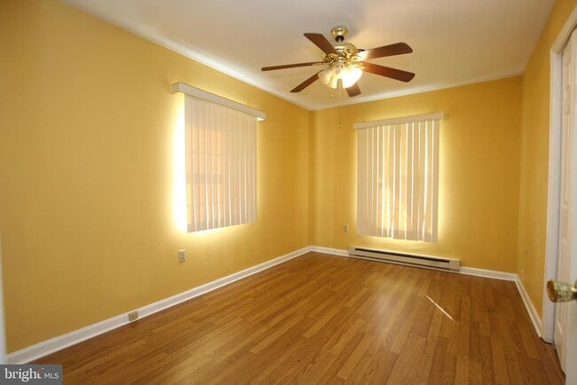 Building Photo - 26499 Hollyville Rd