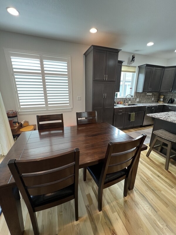 Building Photo - 3519 Blue Feather Trl