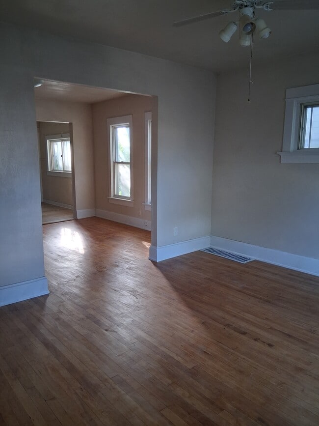 Building Photo - 1558 S 76th St
