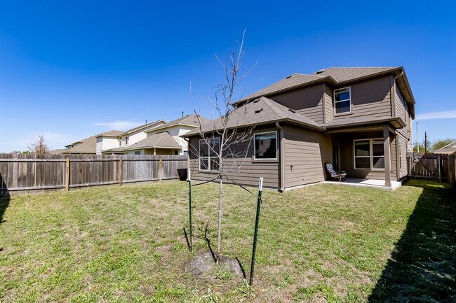 Building Photo - 821 Falkland Trace
