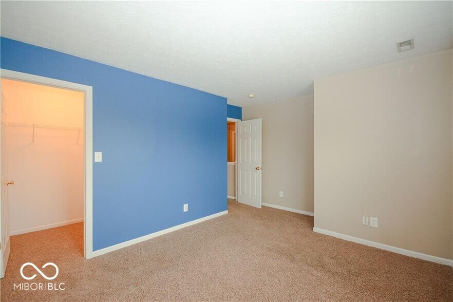 3rd bedroom - 4327 Mahogany Dr