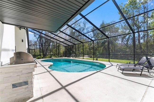 Building Photo - 4520 Pine Hollow Dr