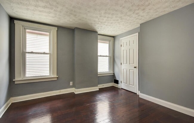 Building Photo - 1515-1517 Hawthorne