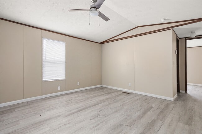 Building Photo - 4005 Colorado Ave