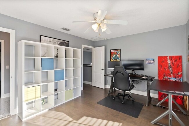 Building Photo - 9797 Portofino Dr