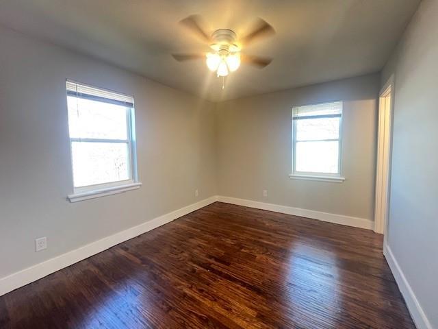 Building Photo - 2841 Belhaven Dr