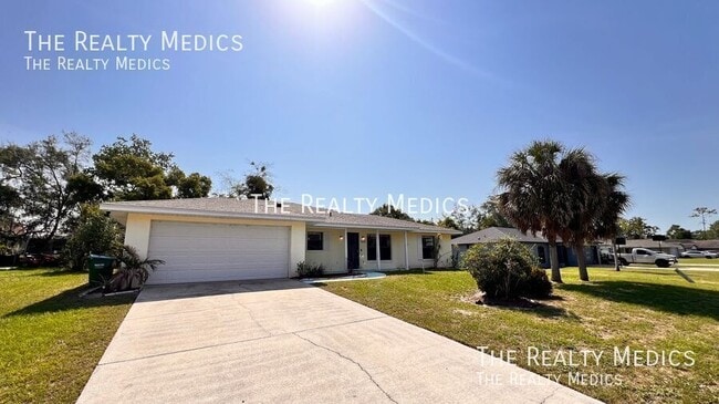 Building Photo - 1630 Fentress Ave