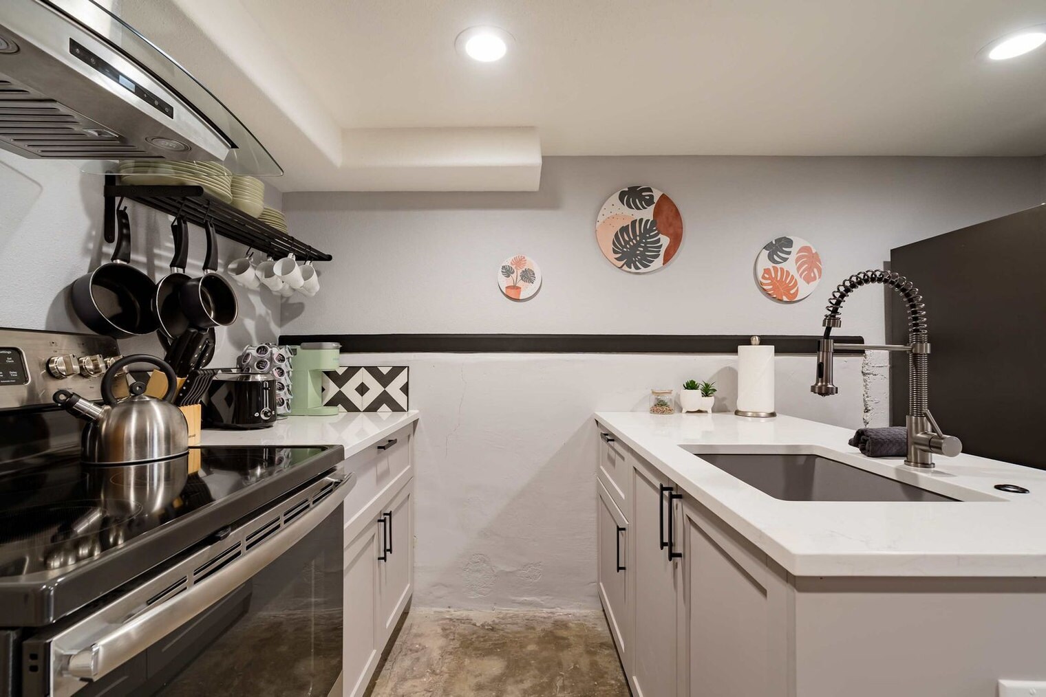 Building Photo - 1616 NW Northrup St