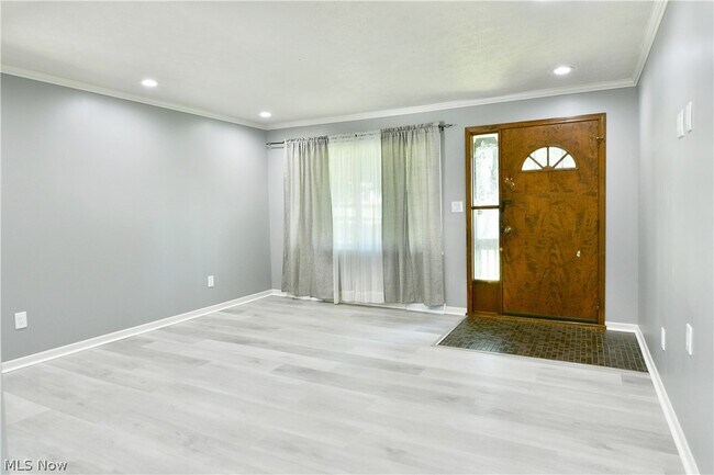 Building Photo - 5794 Merwin Chase Rd