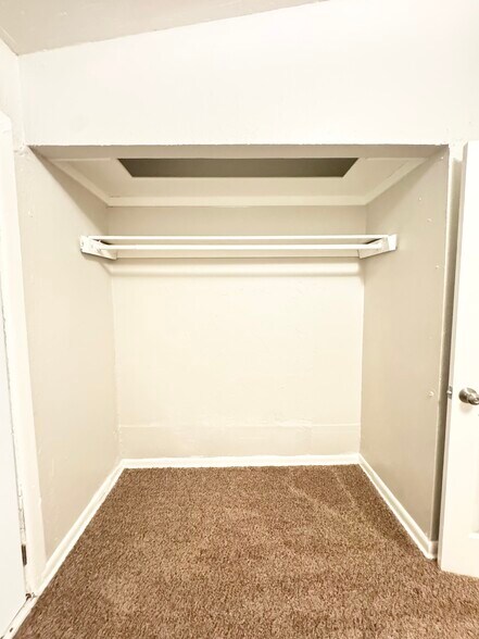 Building Photo - 616 NW 92nd St