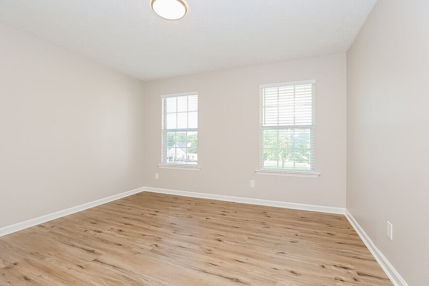 Building Photo - 102 Prospect Ct