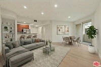 Building Photo - 620 S Gramercy Pl
