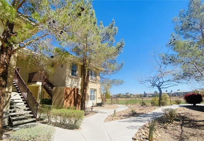 Building Photo - 908 Duckhorn Ct