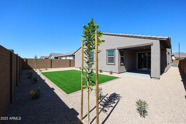 Building Photo - 2071 W Sierra Sunset Trail