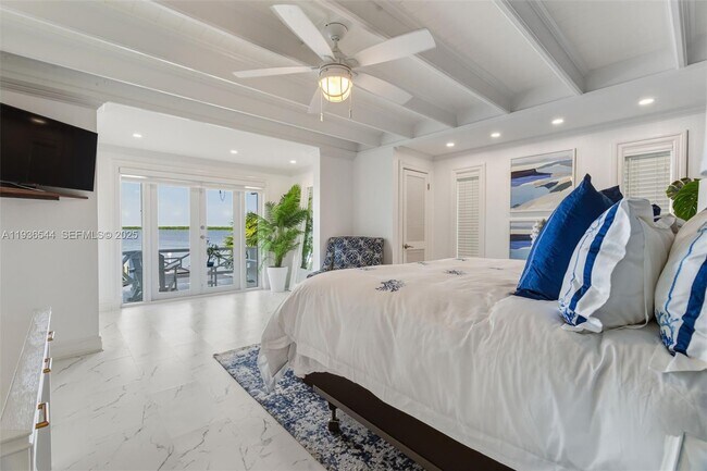 Building Photo - 16 North Dr