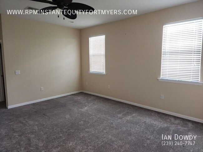 Building Photo - 8120 Banyan Breeze Way